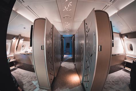 Your guide to Singapore Airlines first class seats, service [2023.